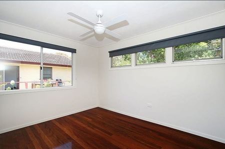41 Arura Street, Mansfield QLD 4122 - House For Rent | Domain - Photo 5