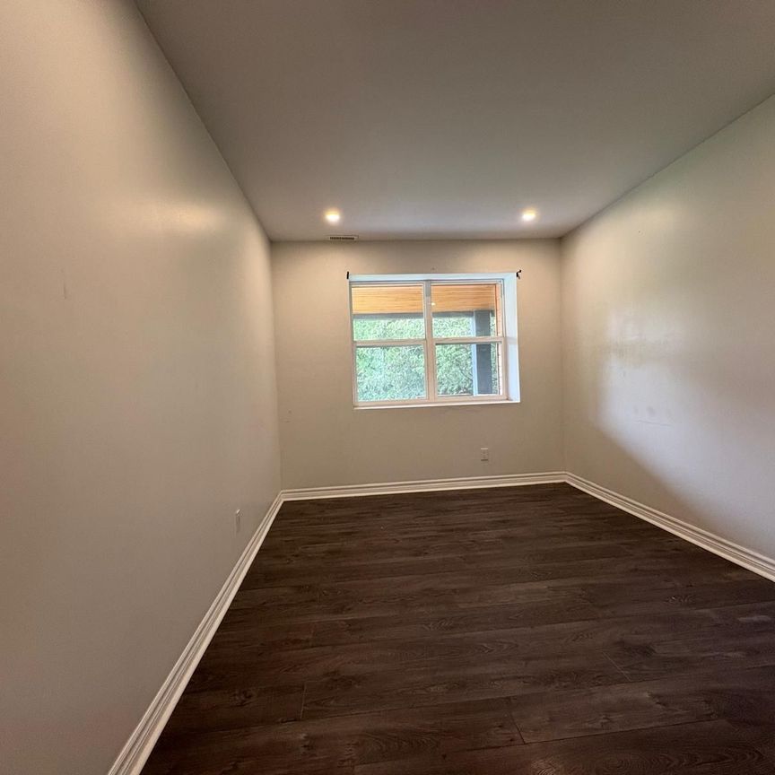 For Lease - 35 Duncombe Boulevard Unit# Unit 2, Toronto, Ontario - Photo 1