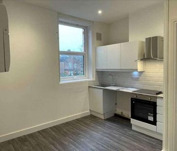 Kings Road, Doncaster, DN1 - Photo 1