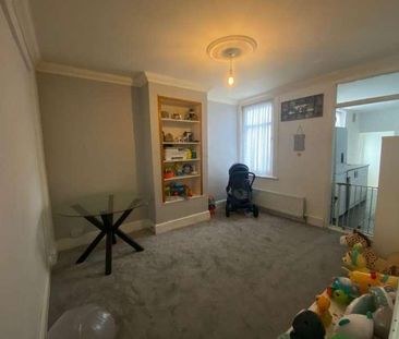 Trinity Road, Gillingham, ME7 - Photo 1