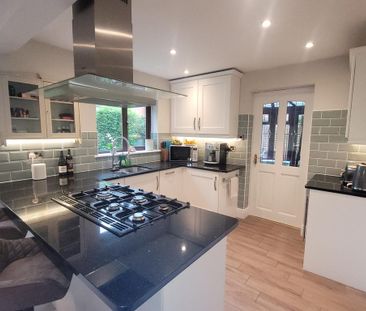 3 bedroom semi-detached house to rent - Photo 6