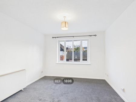 1 bedroom flat to rent - Photo 3