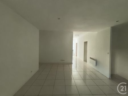 Location Appartement 3 pièces 72m² GRAULHET 81300 - Photo 5