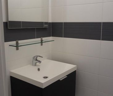 Appartement F3 À Louer 3 Pièces - 57,33 M - Photo 3