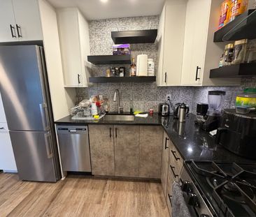 238 Carruthers Avenue - 201 - Photo 2