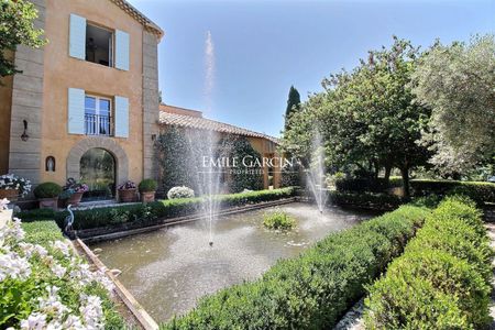 Demeure de prestige à louer à Aix En Provence, vue dominante et très beau jardin - Photo 5