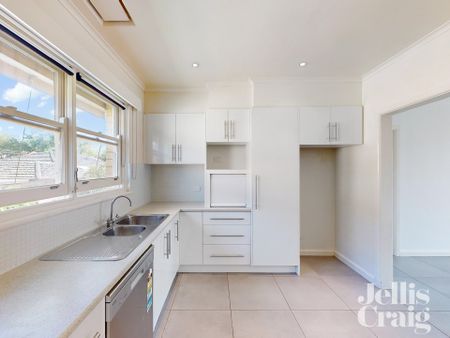 5/68 Brinsley Road, Camberwell - Photo 3