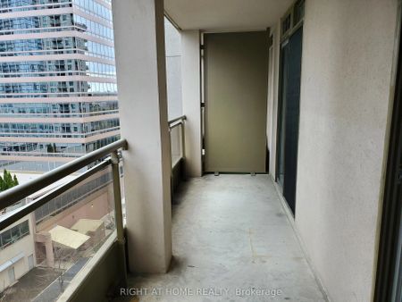 256 Doris Avenue #1011 - Photo 5