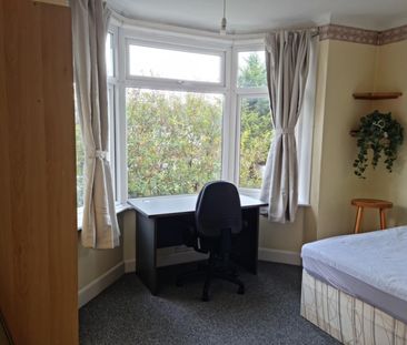 WINTON Student House *** Edgehill Road *** - SEE VIDEO TOUR - Photo 5