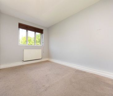 Lyle Court, Lilleshall Road, Morden, SM4 - Photo 4