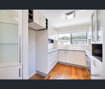 17 Sylvia Street, Underwood, Qld 4119 - Photo 5