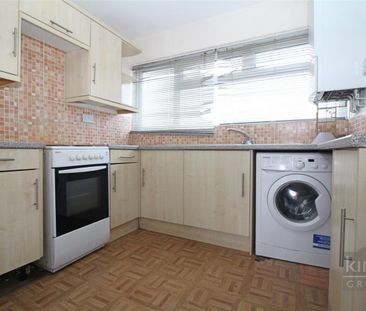 1 Bedroom Apartment To Let - Photo 2