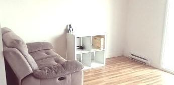 Maison en rangée 4 1/2 à louer à l'Ancienne-Lorette - Photo 2
