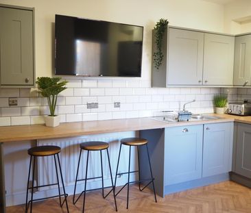 Gerard Street North En-suite Room 5 - Photo 6
