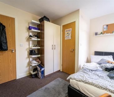 6 bedroom house to rent - Photo 5