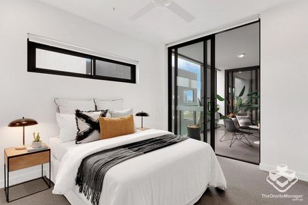 MILTON - HIGH FLOOR 2 BEDROOM 2 BATH ROOM APARTMENT WITH 1 CARPARK - Photo 5