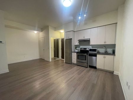 For Lease - 8763 Bayview Avenue Unit# 619, Richmond Hill, Ontario - Photo 2