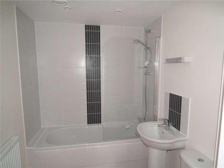 Charlotte Street, Crediton, Devon, EX17 - Photo 4