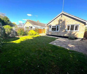 2 bedroom detached bungalow to rent - Photo 1