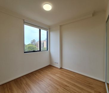 Brand New Floorboard - Level 8 - TWO (2) BEDROOM TWO (2) BATHROOM +... - Photo 2