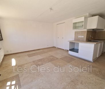 Location Appartement 2 pièces 41m² BANDOL 83150 - Photo 2