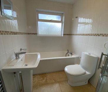 3 bedroom detached house to rent - Photo 6