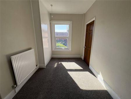Sydney Street, Newark, Notts, NG24 - Photo 2