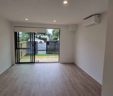 Modern 2 Bedrooms, Avondale - Photo 1