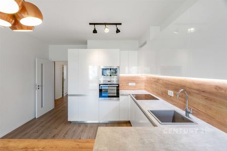 Pronájem bytu 3+kk 75 m², Granitova , Praha - Photo 2