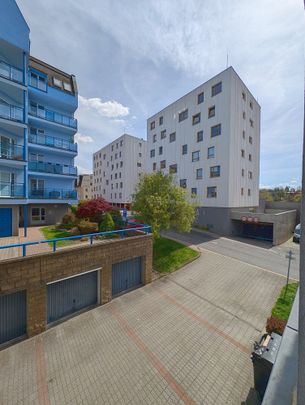 Pronájem bytu 1+1 56 m² - Photo 1