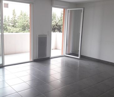 location Appartement T3 DE 68.38m² À MARSEILLE - Photo 1