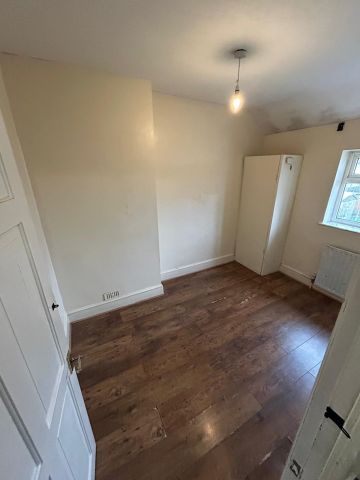 Room in a Shared House, Digby Road, IG11 - Photo 5