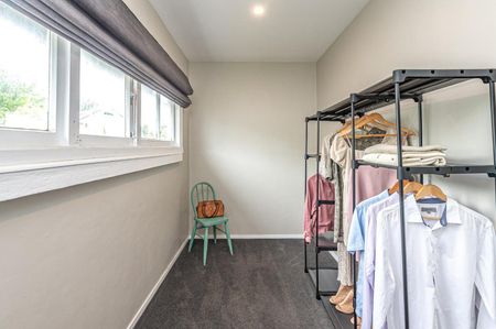 Lovely Liffiton Street home - Photo 4