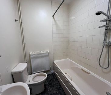 Studio to rent - Photo 6