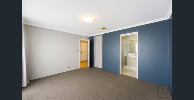 Coastal Comfort Family Home - Photo 1