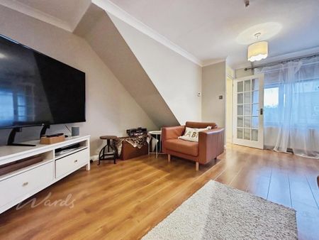 2 bedroom end of terrace house to rent - Photo 2