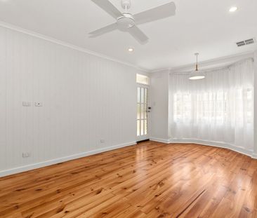 Ideal Beachside Lifestyle - Immaculately Renovated Two Bedroom Unit - Photo 1