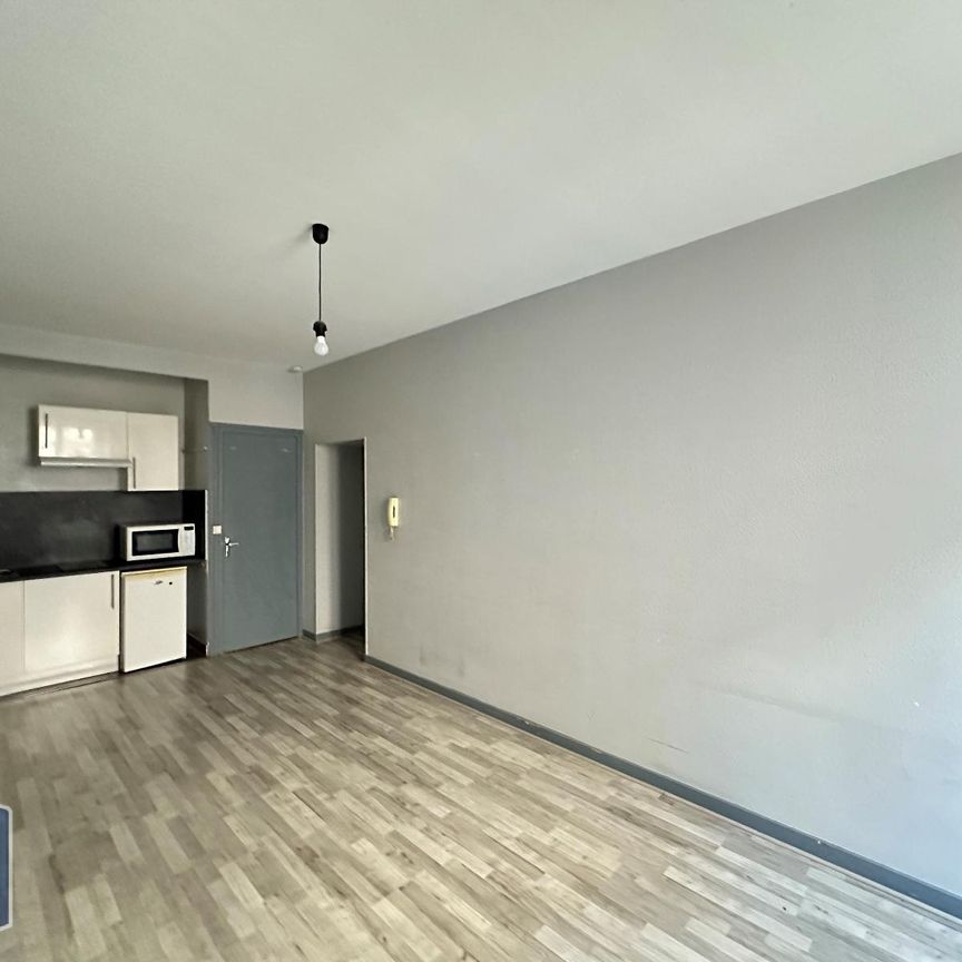 Location Appartement 1 pièce 25m² MACON 71000 - Photo 1