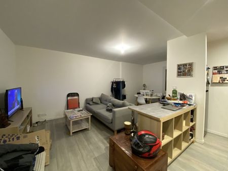 Appartement 3 Pièces 59 m² - Photo 2