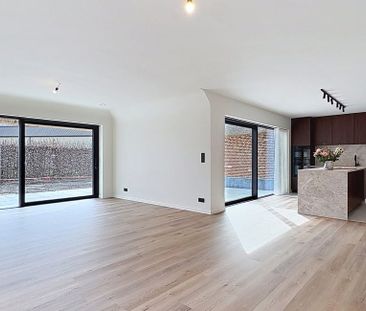 Woning te huur in De Pinte voor € 1.850 met 4 slaapkamers - Foto 1