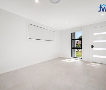 Stunning Brand New Family Home – Premium Quality & Spacious Design - Photo 2