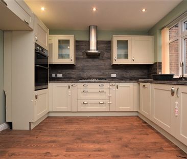 6, Parnaby Avenue, Leeds, West Yorkshire, LS10 3BS - Photo 3