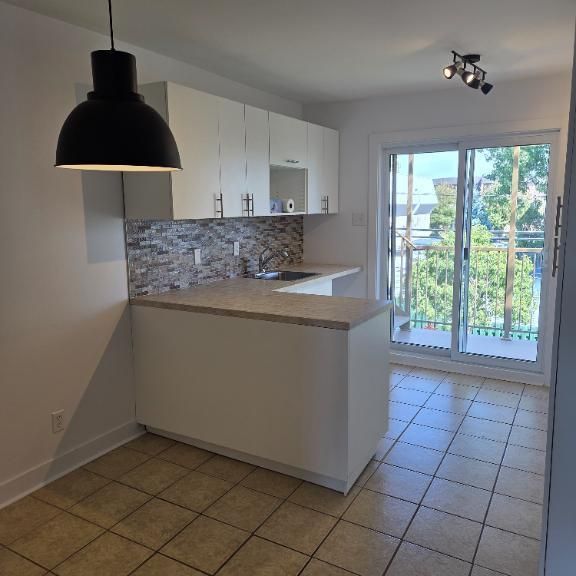 Logement 41/2 à louer - Photo 1