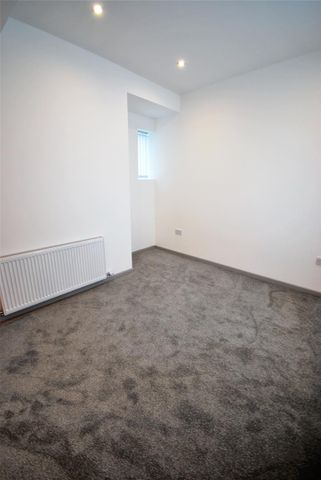 2 bed apartment to rent in Spenser Street, Padiham, BB12 - Photo 4