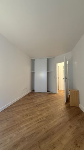 Location Appartement 2 pièces 52m² PARIS 16ème - Photo 4