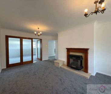 Maybury Way, Stoke-on-trent, Staffordshire, ST2 - Photo 1