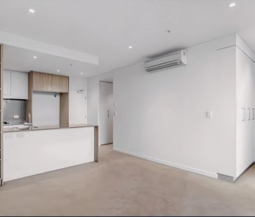 2 bed 2 bath-10207 - Photo 4