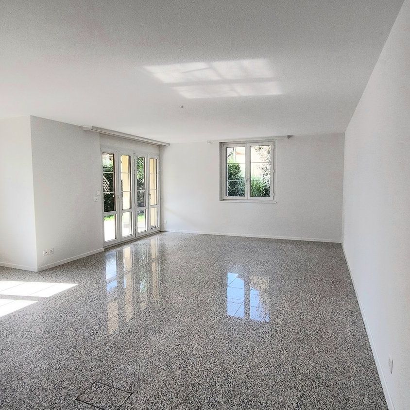 Charmante 4.5-Zimmer-Maisonette-Wohnung in Niederglatt ZH – sofort verfügbar - Photo 1