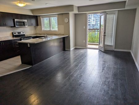 For Lease - 2441 Greenwich Drive Unit# 69, Oakville, Ontario - Photo 3