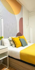 Carrer de les Penedides, Barcelona, Catalonia 08001 - Foto 4